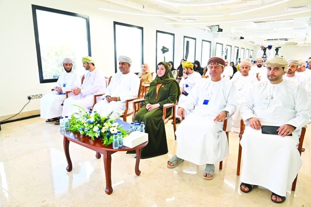 689dc8d4e5500-Fgcgrg